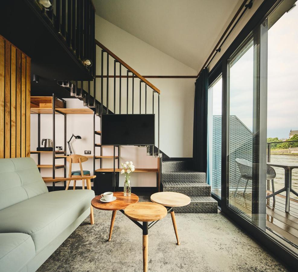 New Port - Premium Floating Aparthotel 크라쿠프 외부 사진