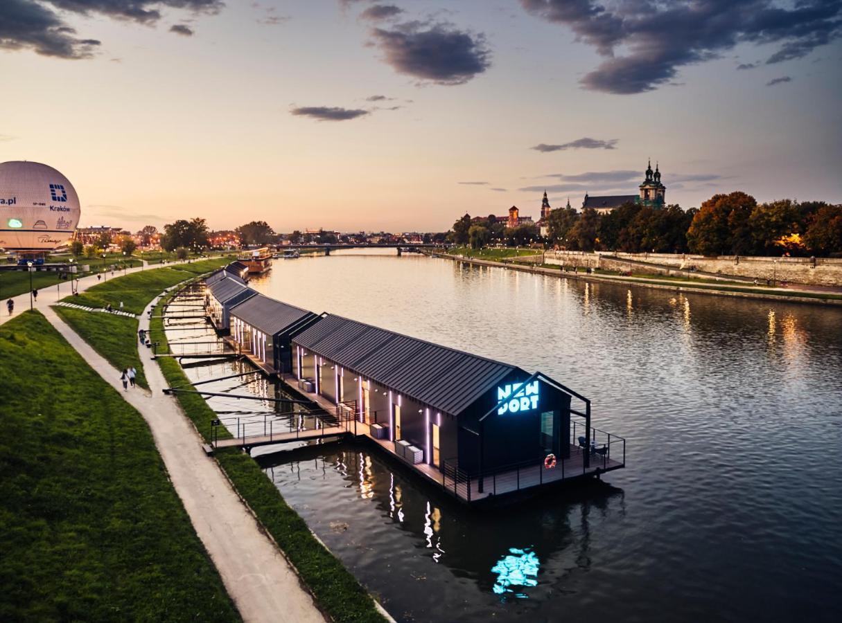 New Port - Premium Floating Aparthotel 크라쿠프 외부 사진