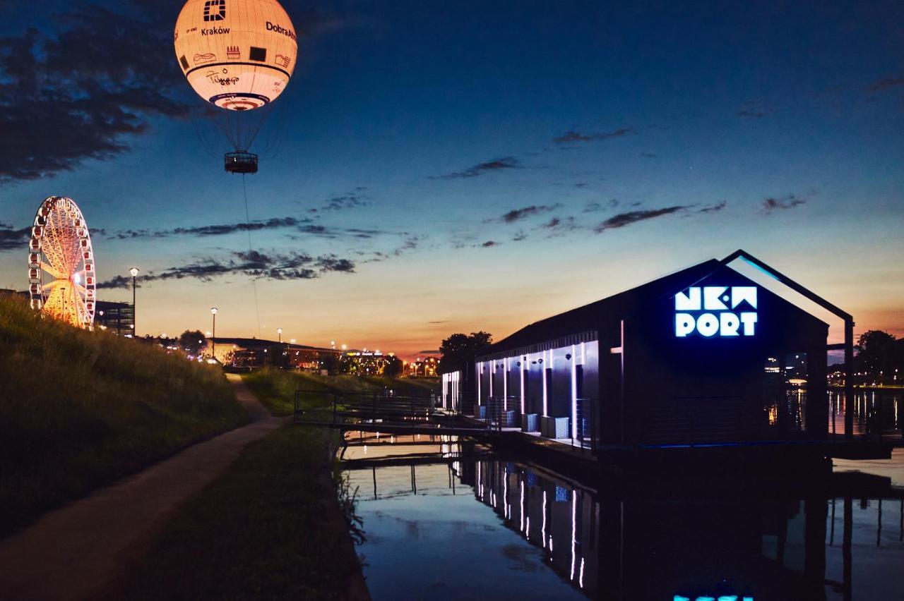 New Port - Premium Floating Aparthotel 크라쿠프 외부 사진